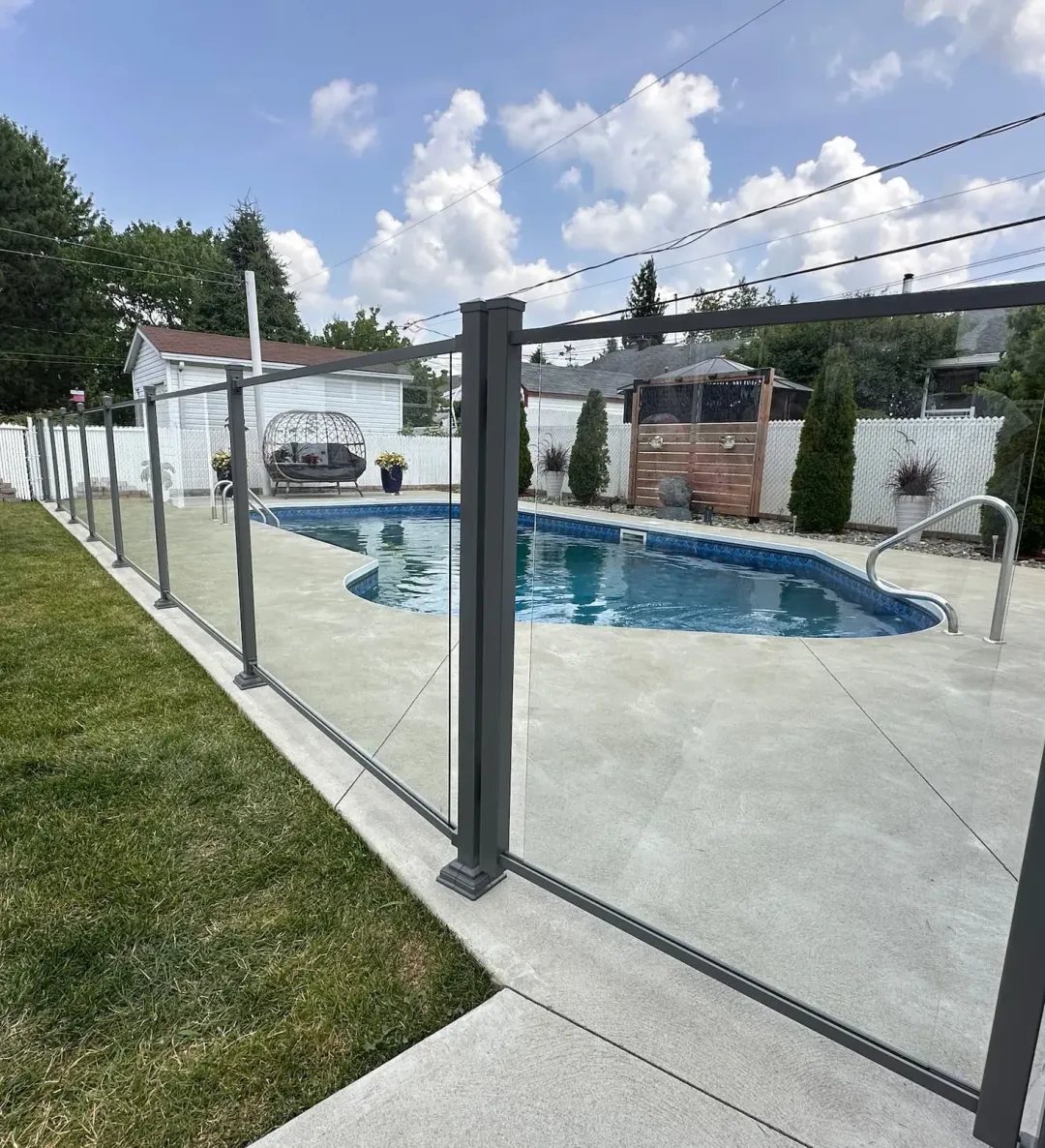 Tempered glass fence